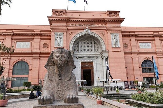 Cairo Over Day Egyptian Musuem & Pyramids with Transfer -Hurghada - Egyptian lunch and the papyrus workshop