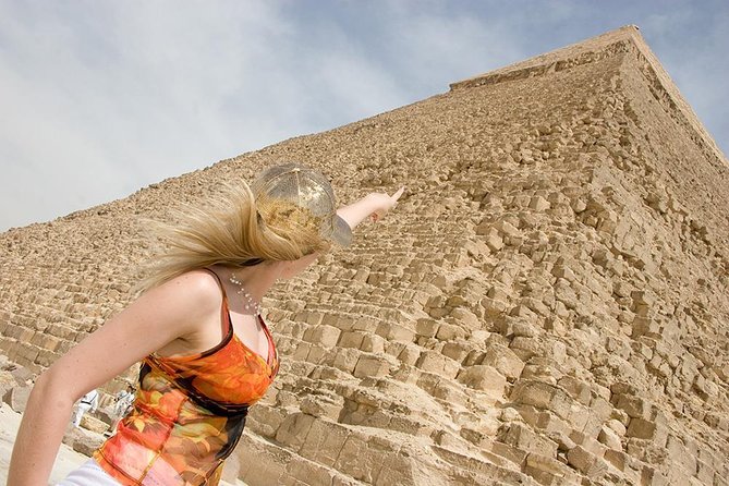 Cairo Over day Pyramids Sphinx and Museum With Lunch - Hurghada - Giza Pyramids: the day’s main event