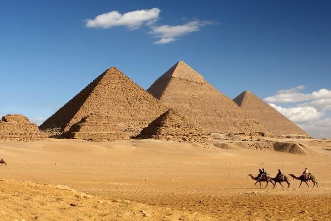 Cairo Over day Pyramids Sphinx and Museum With Lunch - Hurghada - The Great Sphinx gets its own half-hour