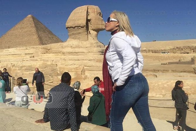 Cairo Over day Pyramids Sphinx and Museum With Lunch - Hurghada - Papyrus shopping adds a commercial stop