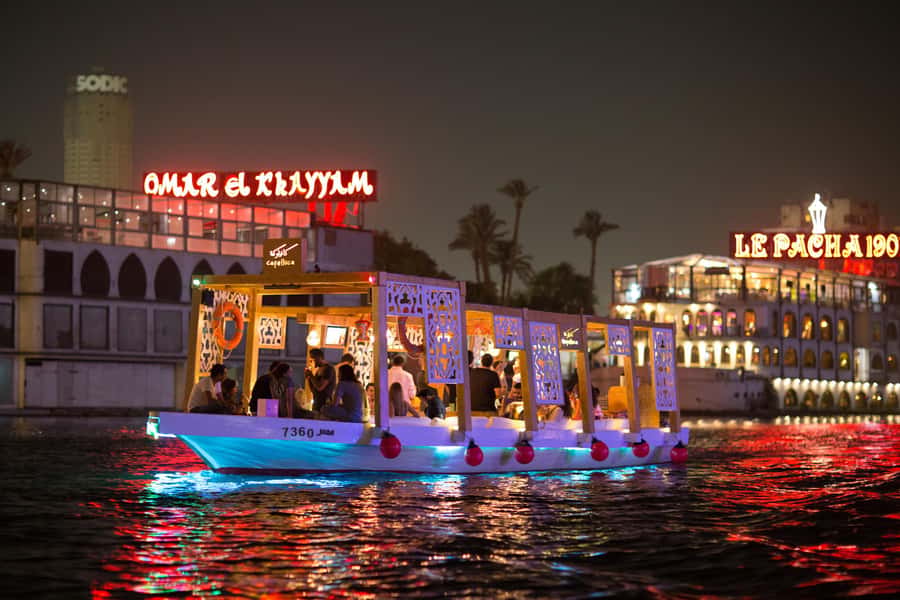Cairo: Private Felucca Ride, All You Can Drink only - Boarding a modernized oriental felucca