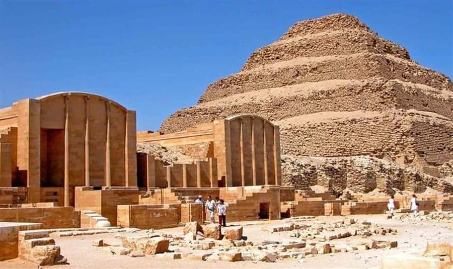 Cairo: Private Giza Pyramids, Sphinx, Saqqara & Memphis Tour - Pickup from Cairo or Giza in a private vehicle