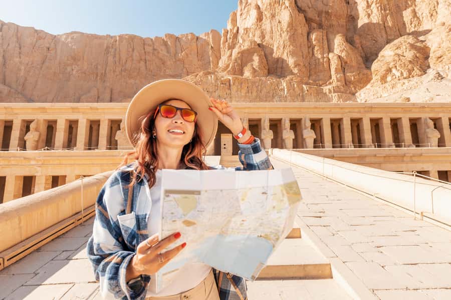 Cairo: Private Luxor Day Tour with Entrance fees by Flights - The Valley of the Kings sets the tone