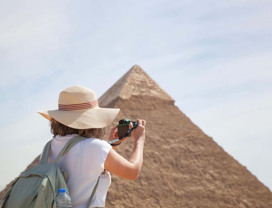 Cairo: Private Tour to Giza Pyramids with Camel Ride & Lunch - Egyptian lunch with a view of the plateau