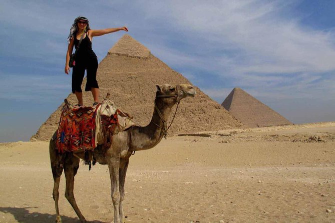 Cairo Private Tours To Giza Pyramids,Egyptian Museum & Bazaar - Meeting the Great Sphinx