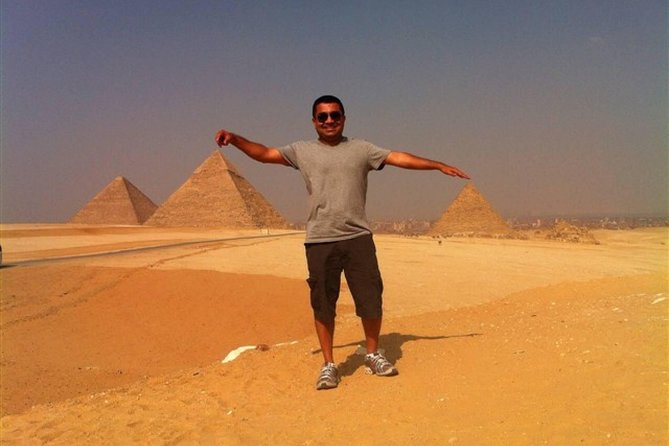 Cairo Private Tours To Giza Pyramids,Egyptian Museum & Bazaar - Taking the wide pyramid view