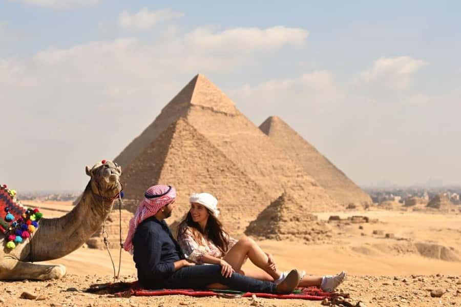 Cairo: Pyramids & Great Sphinx Private Tour with Camel Ride - Who should book this Giza experience?