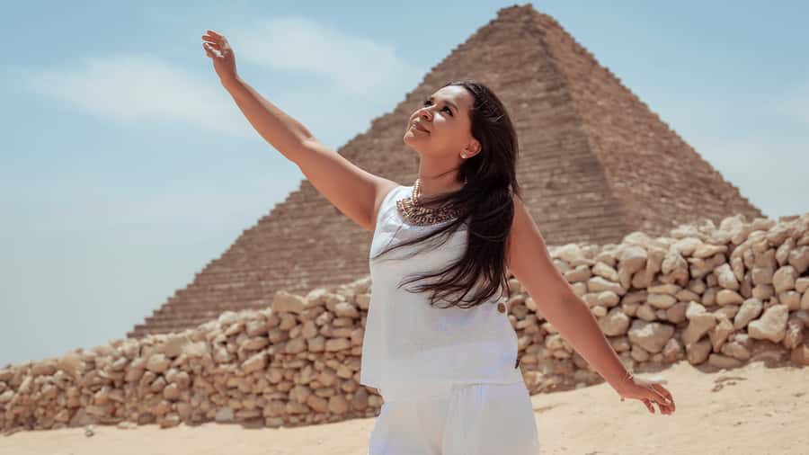 Cairo: Pyramids, Memphis, Sakkara & Dahshur Luxury Adventure - Transport, timing, and the shopping stop