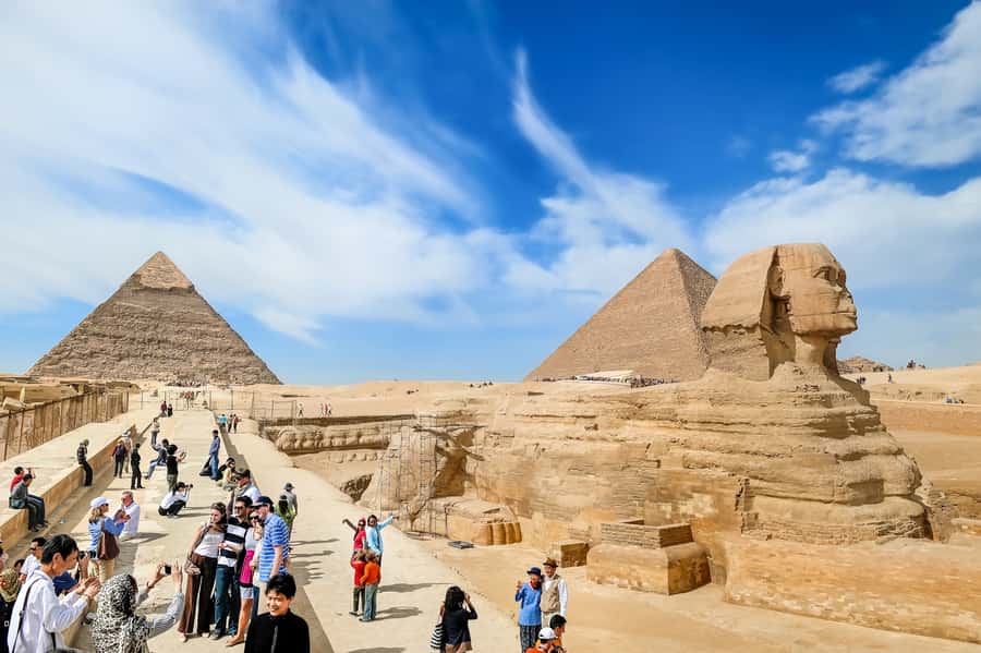 Cairo: Pyramids, Sakkara & Memphis Tour with Lunch - Commercial stops need a clear boundary