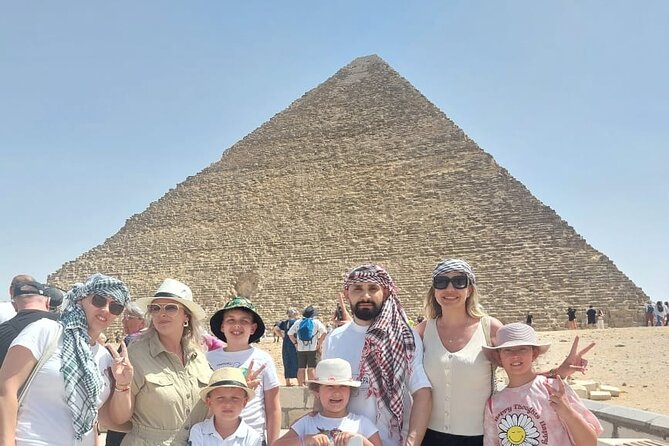 Cairo pyramids tour from Hurghada and Nile boat without Stopping - A quiet 45 minutes on the Nile