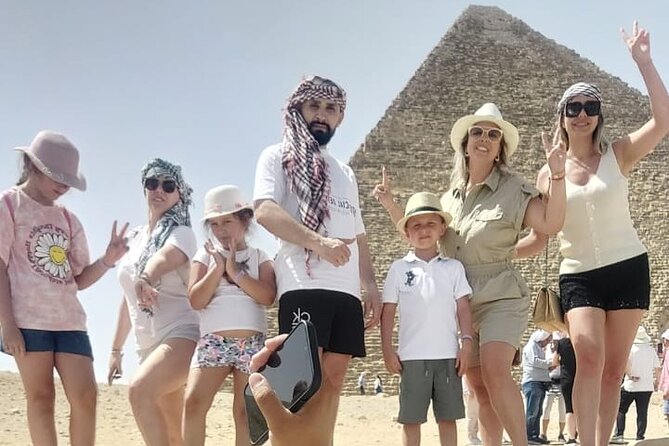 Cairo pyramids tour from Hurghada and Nile boat without Stopping - The Giza Pyramids and Sphinx deliver the big moment