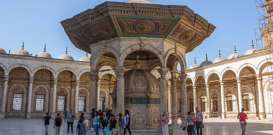Cairo: Salah El Din Citadel and Old Cairo Bazar Guided Tour - Guides, drivers, and the pace of the day