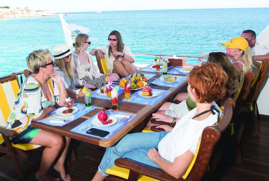Cairo to Red Sea: VIP Yacht Cruise, Snorkeling & Lunch - The Yacht: Clean, Comfortable, and Better Than Basic