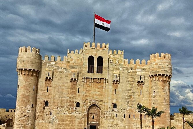 Cheap Private tour to Giza Pyramids and Sakkara and memphis - Timing, pickup, and practical comfort