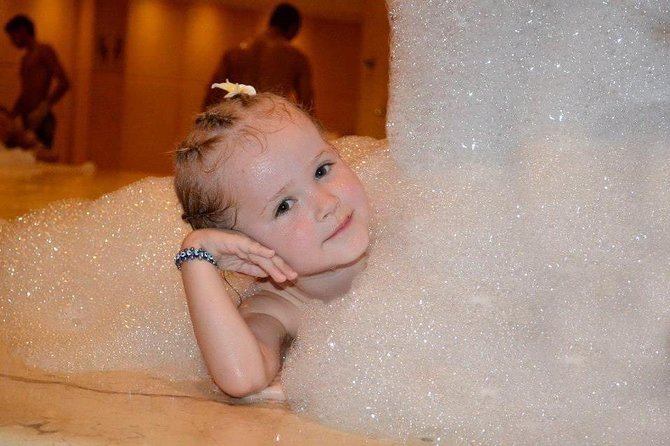 Cleopatra Bath Massage Sauna, Steam, Jacuzzi & Transfer-Hurghada - Timing, group size, and the three-hour claim