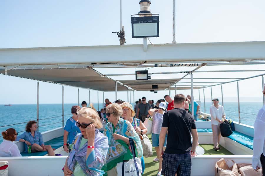 Conquest 2 Hour Semi Submarine with snorkeling from Hurghada - Key points to know before you book