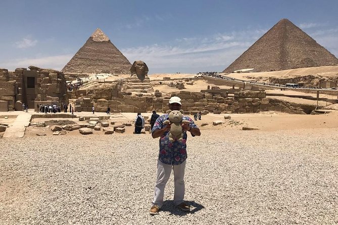 Day Tour Pyramids of Giza and Sphinx from Cairo - The Sphinx and Valley Temple Complete the Picture