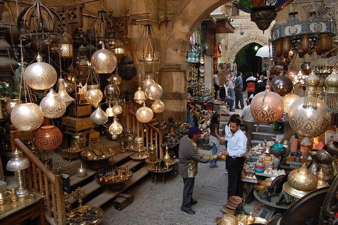 Day Tour to Cairo from Hurghada by Air - Egyptian Museum: gold, mummies, and royal treasures