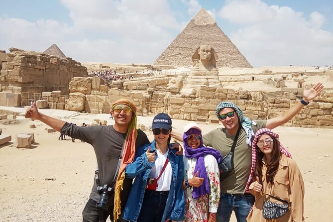 Day-Tour To Giza Pyramids, Great Sphinx, Egyptian Museum & Khan El Khalili - Starting with 120,000 objects at the Egyptian Museum