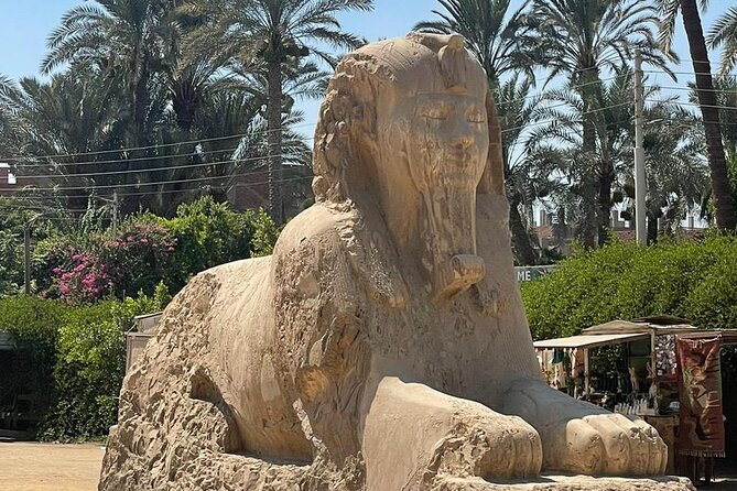 Day tour to Giza Pyramids, Memphis and Sakkara - Thirty minutes with the Great Sphinx