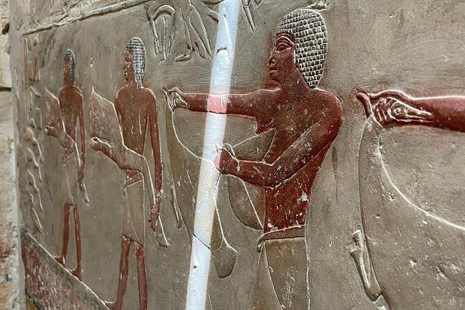 Day tour to Giza Pyramids, Memphis and Sakkara - Who will enjoy this route most