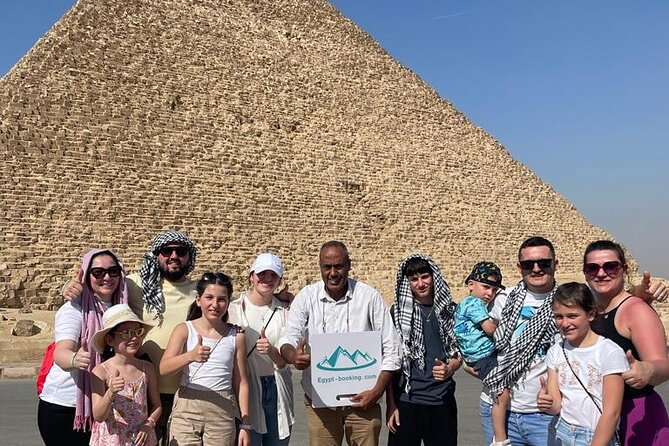 Day trip from Hurghada to Cairo by plane - One hour at the Sphinx gives you the classic view