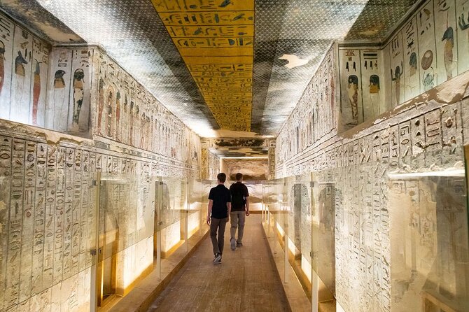 Day Trip to Luxor and Valley of the Kings - The Colossi of Memnon and the final stop
