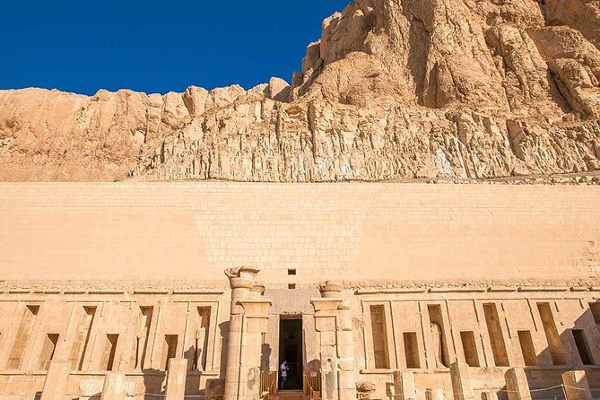 Day Trip to Luxor from Cairo by Air - Karnak Temple: two hours among royal ambition