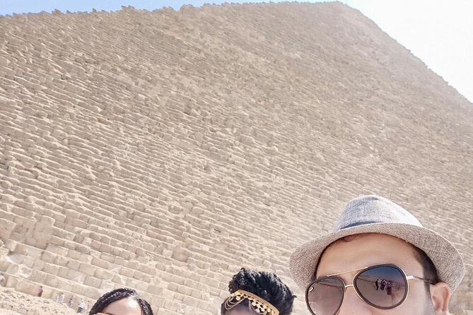 Day Trip to the Giza Pyramids, Memphis, and Sakkara - The guide and private service