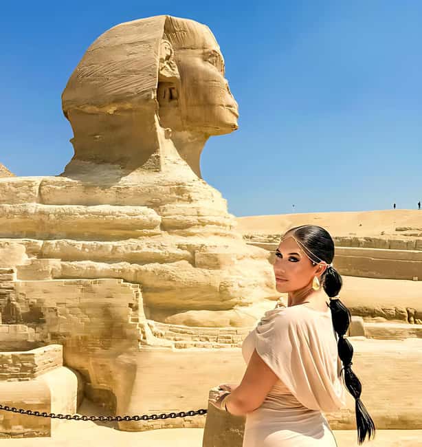 Discover Cairo: Pyramids, Museum & Sphinx Tour from Hurghada - The essential points at a glance