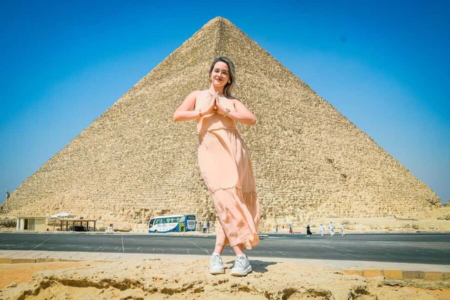 Discover Cairo: Pyramids, Museum & Sphinx Tour from Hurghada - Why this Cairo day trip makes sense from Hurghada