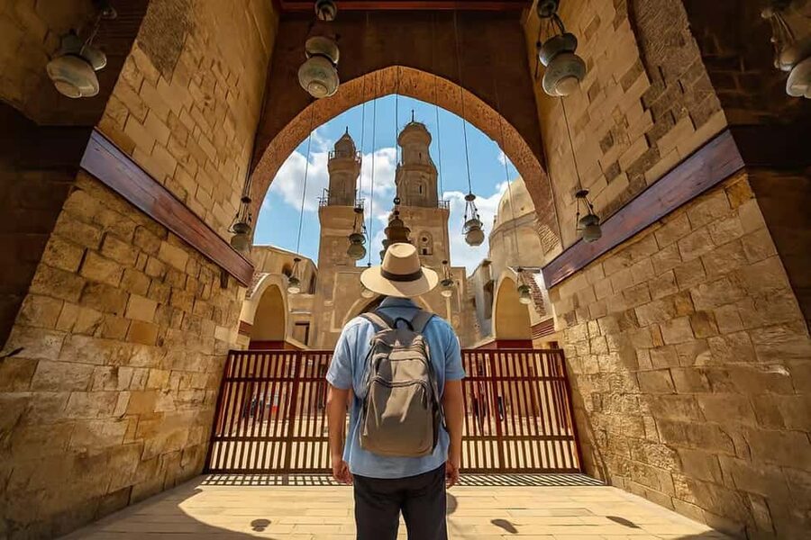 Discover Cairo: Pyramids, Museum & Sphinx Tour from Hurghada - Transport, timing, and what to pack