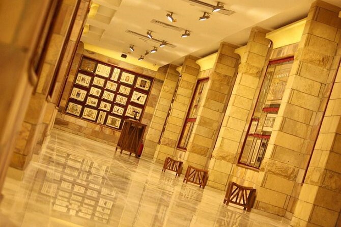 Discover Hurghada City Tour & Handicraft Shopping - Hurghada - El Mina Mosque beside the Red Sea