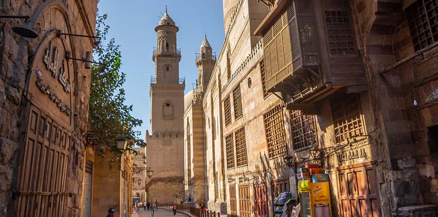Egypt: Islamic and Coptic Cairo Guided Full-Day Tour - Lunch and the comfort of a private vehicle