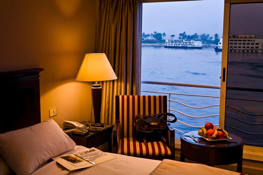 From Aswan: 3-Day Cruise to Luxor with Hot Air Balloon - Day one: Abu Simbel, Kom Ombo, and your first night afloat