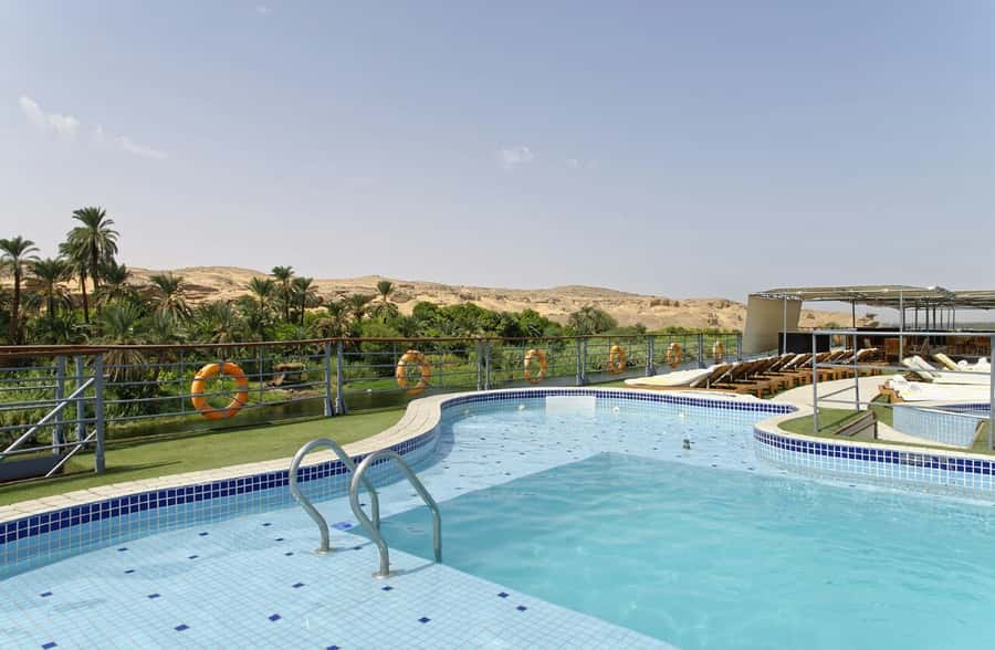 From Aswan: 4 Days Nile River Cruise with Guided Tours - What the $570 price really covers