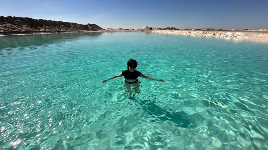 From Cairo: 3-Day Siwa Oasis Tour with Salt Lake Swim - First evening in Siwa: water, palms, and Fatnas Island