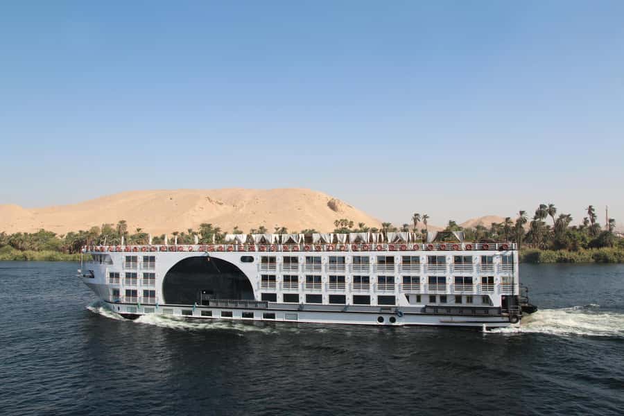 From Cairo: 4-Day Nile Cruise to Luxor with Balloon Flight - Day 1: Aswan’s dam, obelisk, and island temple