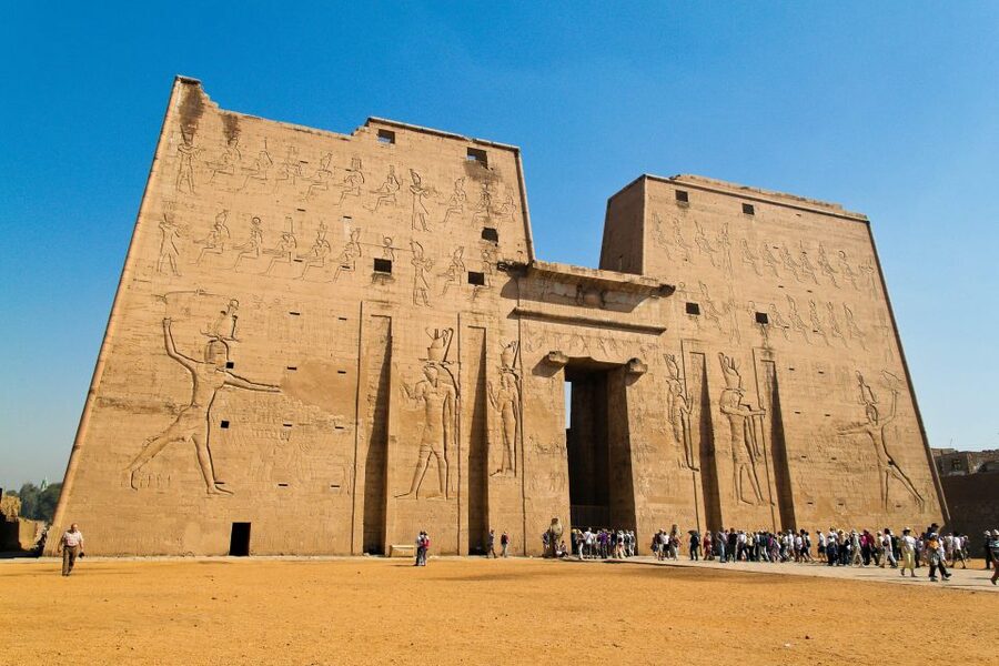 From Cairo: 5-Day Tour with Nile Cruise, Balloon, & Flights - A Luxor balloon flight starts the final day