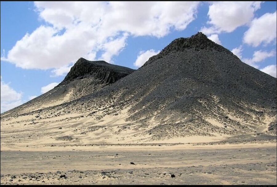 From Cairo: Bahariya Oasis and Black and White Desert Tour - Who Should Book This Experience?
