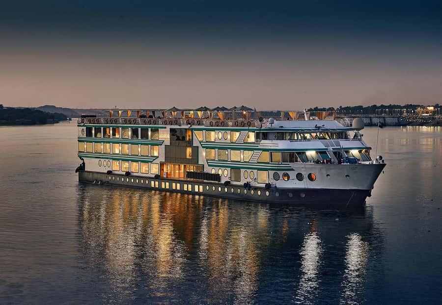 From Cairo by Plane: 5 Days & 4 Nights Nile Cruise to Luxor - What $1,540 buys you on the Nile