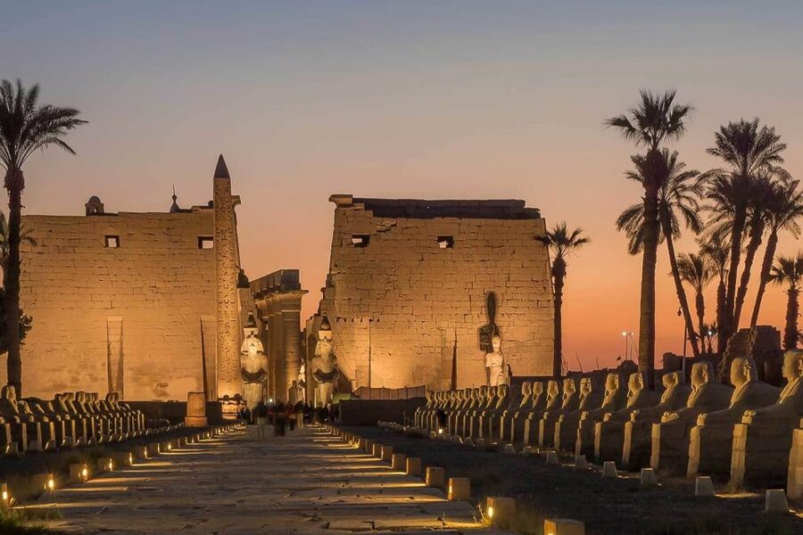 From Cairo: Private All-Inclusive Tour of Luxor by Plane - Valley of the Kings: royal tombs underground