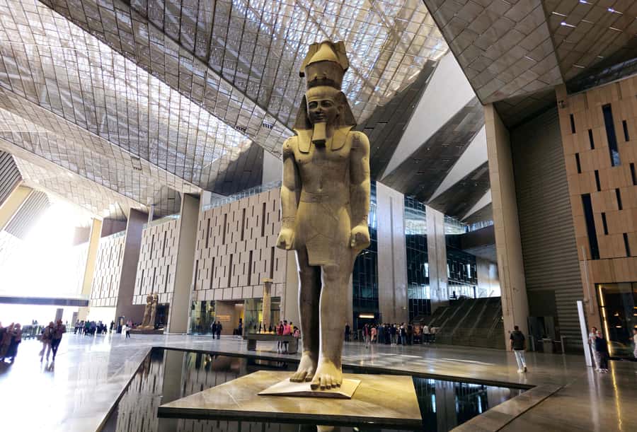 From Hurghada: Grand Egyptian Museum Pyramids Cairo Day Trip - Giza Plateau: the Great Pyramid and the smaller pyramids