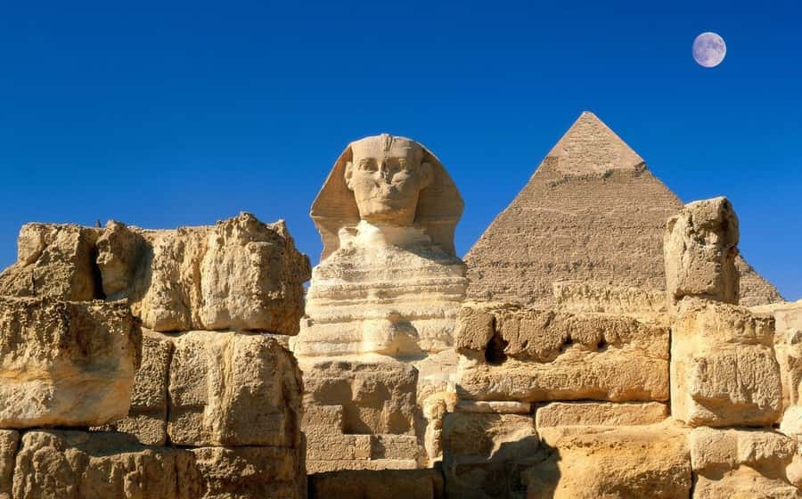 From Hurghada: Pyramids and Egyptian Museum Tour & Boat Ride - Egyptian Museum at Tahrir Square