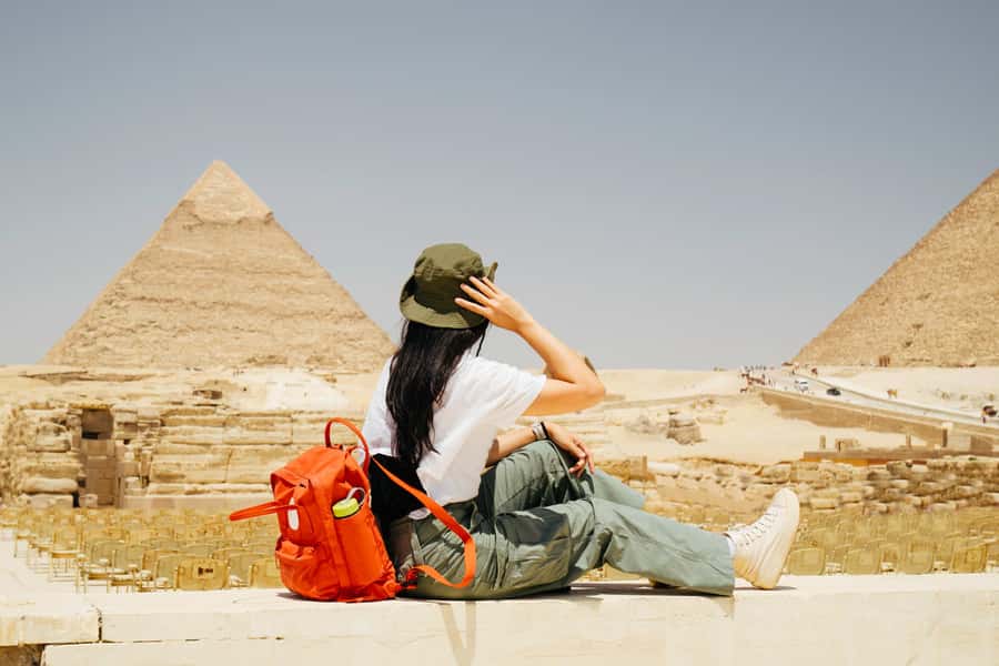 From Hurghada: Pyramids and Egyptian Museum Tour & Boat Ride - The early pickup and six-hour road journey