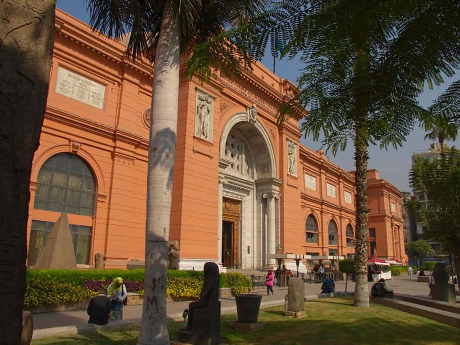 From Hurghada: Pyramids & Museum Small Group Tour by Van - The Egyptian Museum and its ancient treasures