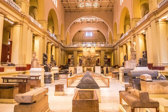 Full Day Cairo Guided Tour Pyramids and Museum, Lunch - Hurghada - Meeting the Great Sphinx