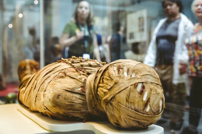 Full Day Cairo Guided Tour Pyramids and Museum, Lunch - Hurghada - The Optional Nile Boat Trip