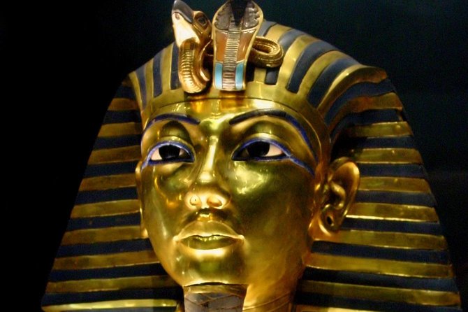 Full-Day Giza Pyramids, Egyptian Museum and bazaar Private Tour - Why this private Cairo day works