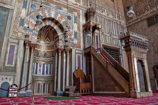 Full Day Giza Pyramids, Egyptian Museum and Khan El Khalili Bazar - Who Will Enjoy This Cairo Day Most?